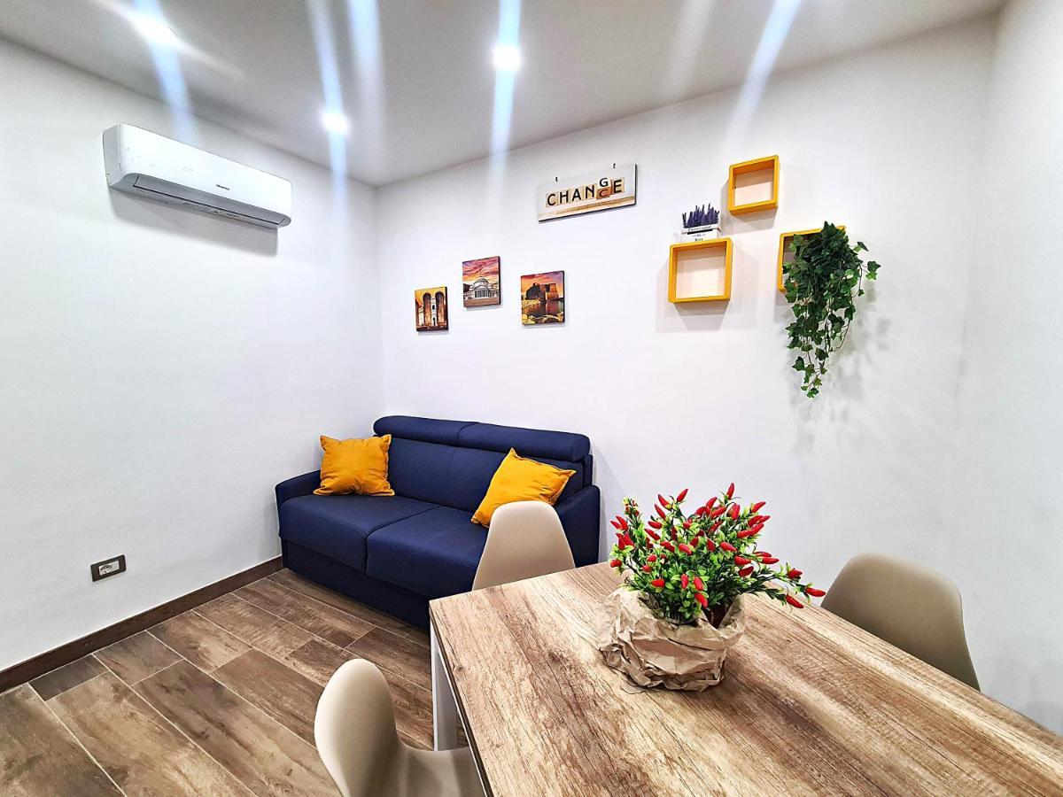 City Focus Apartments Napoli Bagian luar foto