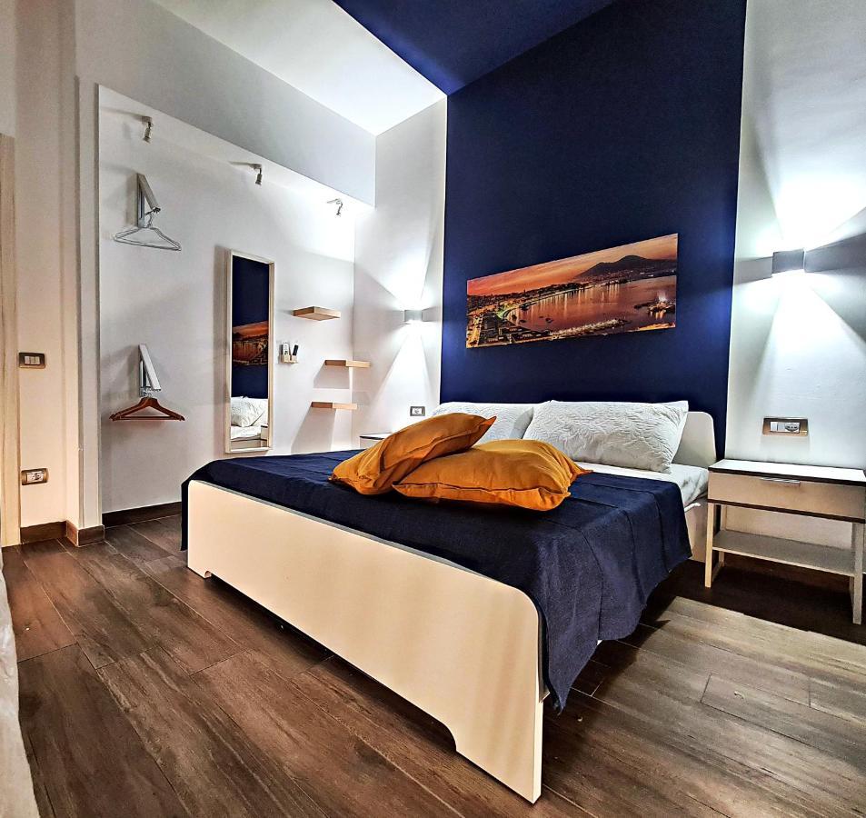 City Focus Apartments Napoli Bagian luar foto